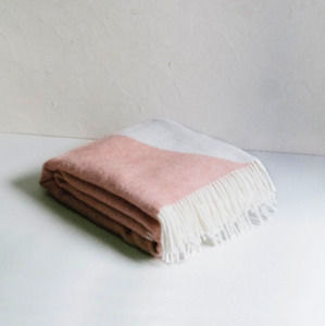 Soft furnishing: Forestry Wool 100% Pure wool | Stream Pink