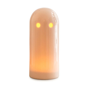 Soft furnishing: Studio Arhoj Ghost Light