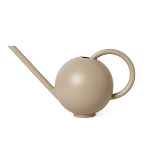 Soft furnishing: Ferm Living Orb Watering Can - Cashmere Powder