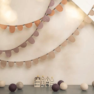 Soft furnishing: Muskhane Round Flag Garland