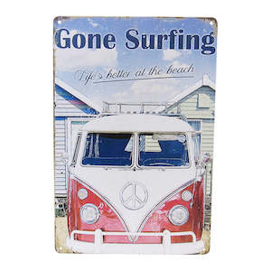 Beach And Summer Fun: Art tin Gone Surfing