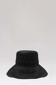 Womenswear: drift hat / black