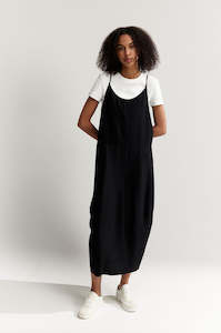 Womenswear: ember dress / black crepe