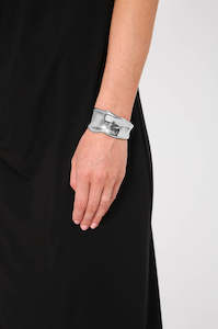 billow cuff / silver