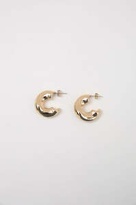 collar earring / gold