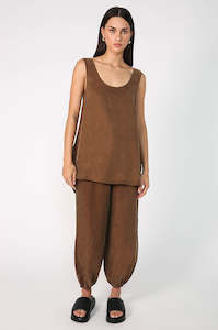 Womenswear: saviour tank / bronze