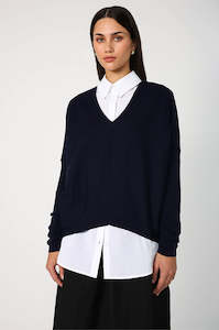 step sweater / dark navy