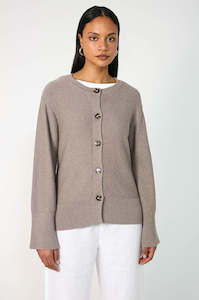 Womenswear: faith cardi / walnut