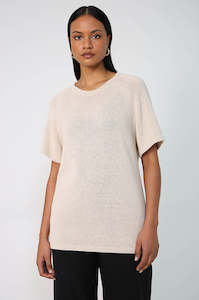 Womenswear: jet tee sweater / ecru natural