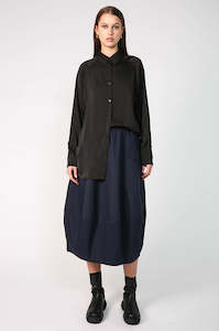 global skirt / dark navy