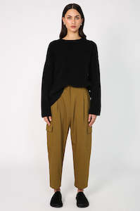 Womenswear: submit pant / dark cumin