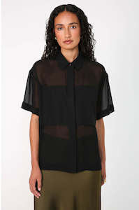 Womenswear: lucid shirt / black