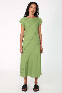 shifting midi dress / leaf green