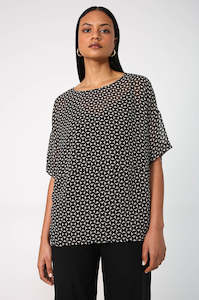 Womenswear: globes tee / black|ecru geo print