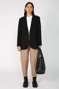 Womenswear: ahead pant / camel