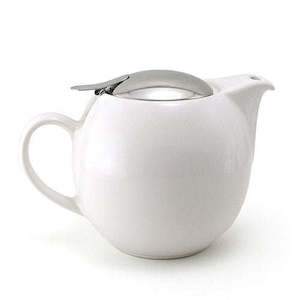 Kitchenware: Teapot 680ml White