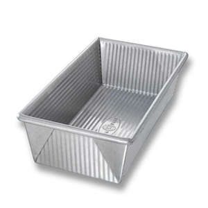 Kitchenware: Medium Loaf Pan 1.25lb