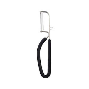 Kitchenware: Japanese Blade Swivel Peeler Black