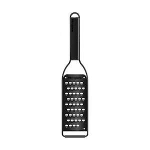 Kitchenware: Black Sheep Extra Coarse Grater