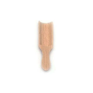 Kitchenware: Beechwood Flat Scoop 2cm