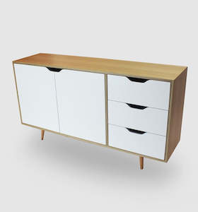 Living: Boxed Oak Daniels Retro 3 Bay Buffet