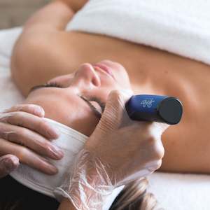 Beauty salon: High Tech Skin Treatments