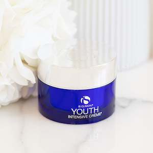 Beauty salon: Youth intensive creme - iS Clinical