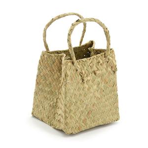 Nat Woven Square Bag w/Handles 12Sqx12Hcm Pk/10 - Natural