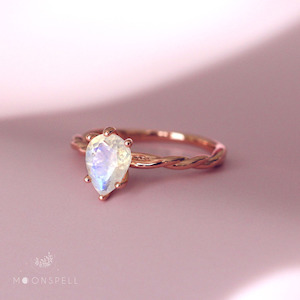 Aénor – Moonstone ring 14K Rose Gold on 925 sterling silver