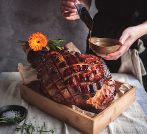 Catering: Home / Main / Large Christmas HamPrivate