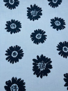 Products: LC11 – Linen Blend – Large Black Sun Flowers on Crisp white – 55% Linen / 45% Cotton – 150cm wide – per mtr