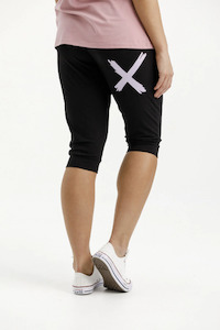 3/4 Apartment Pants - Black with Lilac X