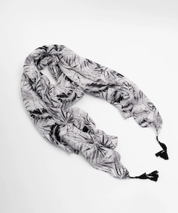 Gift: Marni Scarf – Black