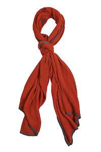 Gift: Vista Scarf - Picante