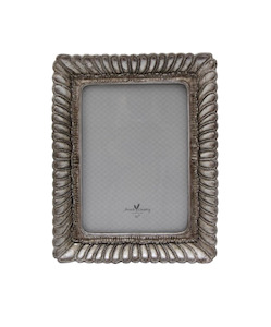 Fanned Rectangle Frame