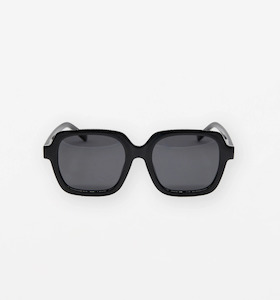 Gift: Sunglasses - Gisele Black