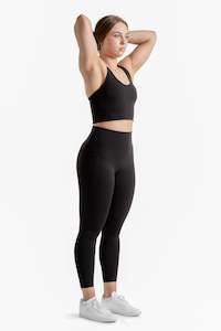 HIGH WAISTED SIDE POCKET 7/8 TIGHT ( PERFORMANCE KNIT ) - BLACK