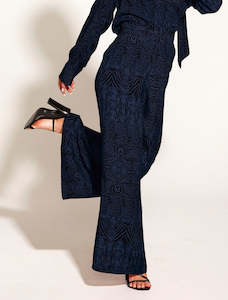 Walking Flames Wide Leg Pant Navy Animal