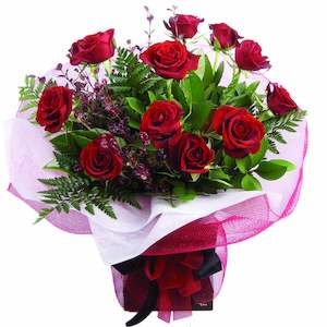 Florist: Dozen Red Roses Vox