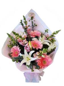 Florist: Pink and White Vox