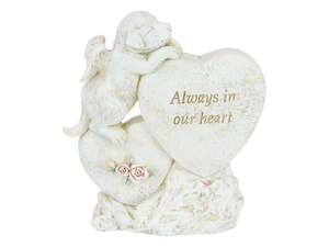 15.5cm Memorial Dog on Heart