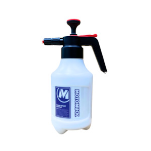 Cleaning product - chemical based wholesaling: Pump Snow foamer and spray bottle, 2 litres