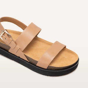 Womenswear: Franzie4 - Hunter Sandal - Camel