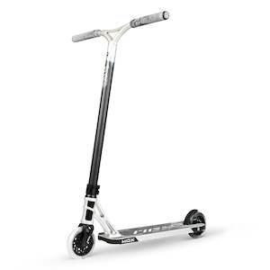 MADD GEAR MGX E1 EXTREME SCOOTER SILVER / BLACK