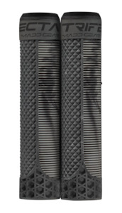 Madd Gear 180mm Trifecta Grip Black