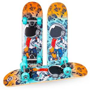 Skateboards: MADD GEAR 22" LOCKER BOARD GAMER