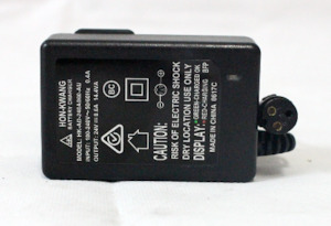 Chargers: RAZOR CRAZY CART / E100 CHARGER 24V/0.6A (600MA)