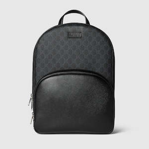 Designer: Gucci Black Supreme Medium GG backpack with tag