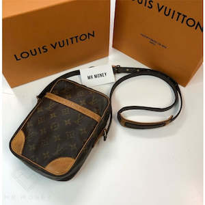 Louis Vuitton Danube Vintage Monogram  Side Bag