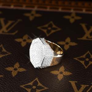 Jewellery: 9ct Octagon Iced Out Ring